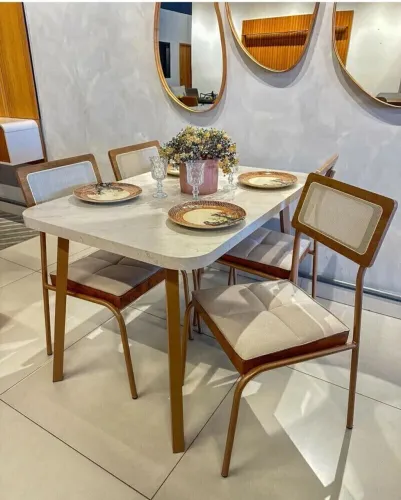 Mesa Stellar Preta, com 4 Cadeiras Duo ou Lux 1.20m