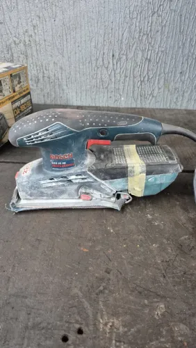 Lixadeira Orbital Bosch GSS 23 AE 190W