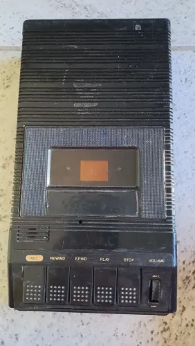 Carcaça antigo Gravador portátil CCE Gravador de fita cassete k7 som rádio tape deck 3x1