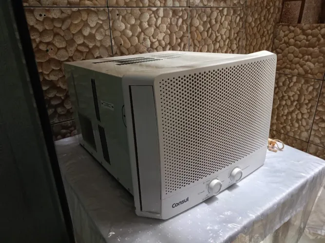 Ar condicionado de janela