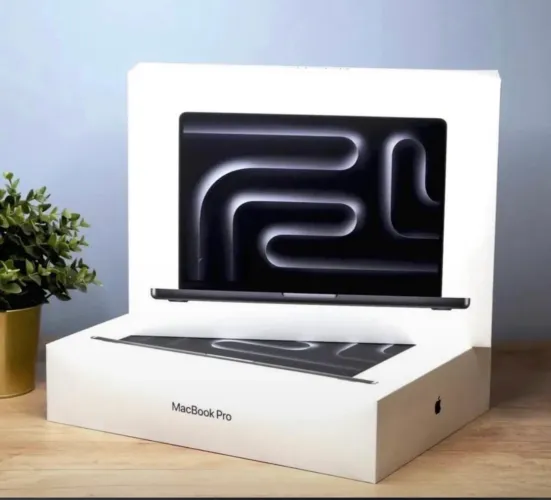 MacBook Pro M4 2024
