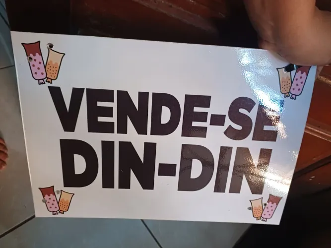 PLACA VENDE-SE DINDIN material resistente a prova de chuva e sol