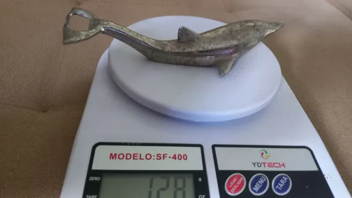 Antigo abridor de garrafa golfinho alumínio antiguidade uso enfeite decoração colecionador