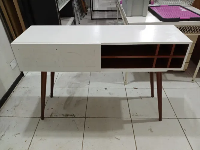 Rack/Aparador com 1 Gaveta em MDF 