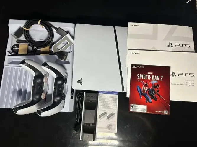Console PlayStation®5 + Marvel's Spider-Man 2+extra controle e Base de recarregamento