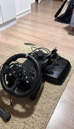 Simulador de Corrida Logitech G920 