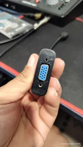 Adaptador de vga para HDMI. Monitor 