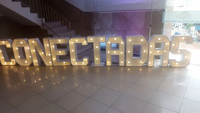 Alugo letras luminosas gigante para seu evento 