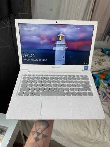 Notebook Samsung Flash f30