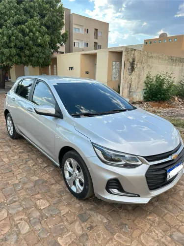 Vende-se Onix premier 2