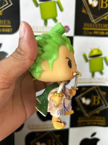 Zoro boneco pequeno