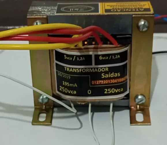 Transformador com Center Tap