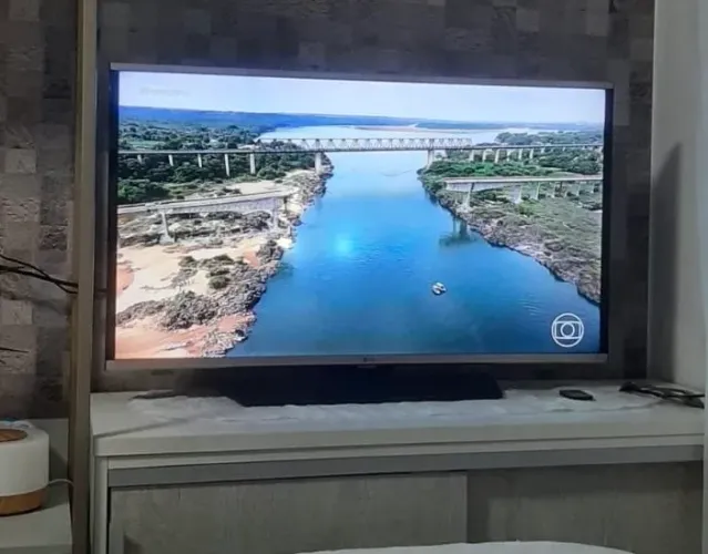 Televisão