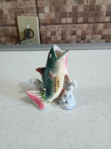 Peixe de cerâmica vintage - Souvenir Montevideo U.S.A