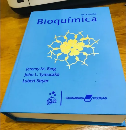 Bioquímica, escrito por Jeremy M. Berg, John L. Tymoczko e Lubert Stryer. 