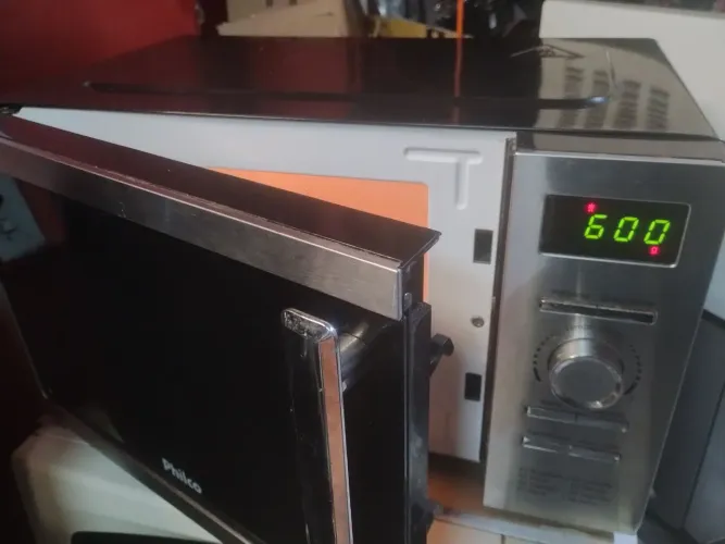 microondas pequeno 220w