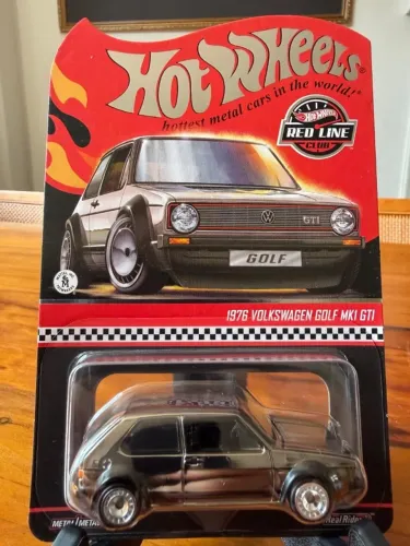 Hot Wheels RLC 1976 Volkswagen Golf MK1 GTI