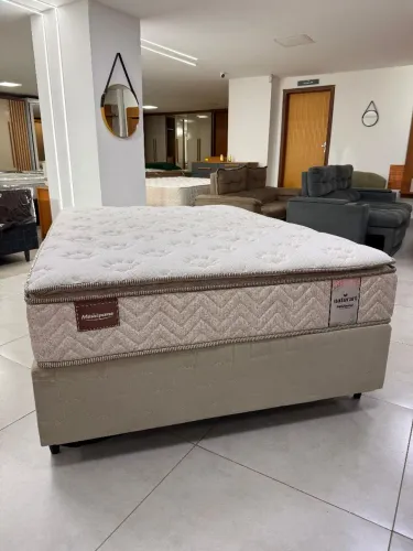Colchão com molas ensacada novo