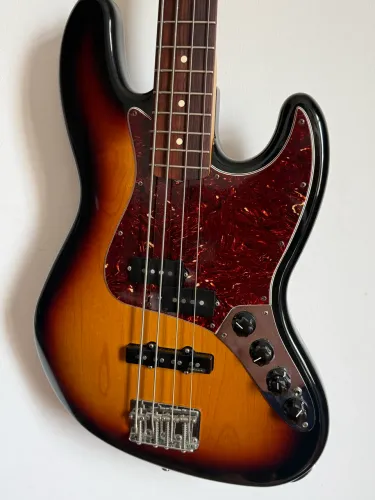 Baixo Fender  Delux 2013