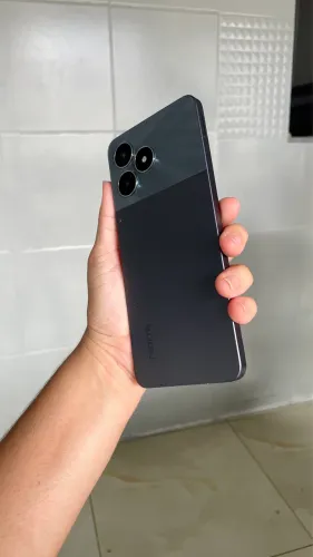 Realme note 50