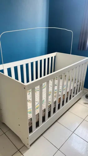 Berço com colchão