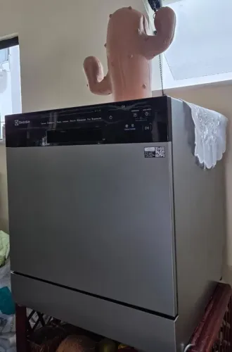 Lava-Louça Electrolux 8 Serviços Branca com Programa Lava & Seca 50 min (LB08E) 127V