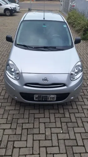Nissan March 1.0 16V Flex Fuel 5P 2013