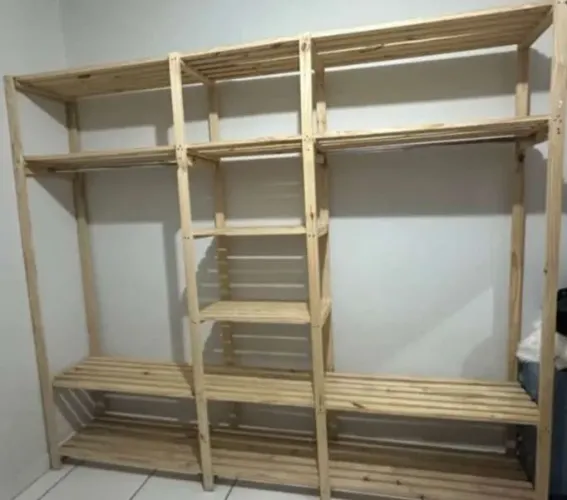 Arara wardrobe Guarda-roupa