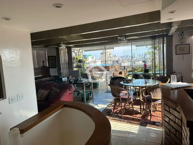 Apartamento em Cerqueira César