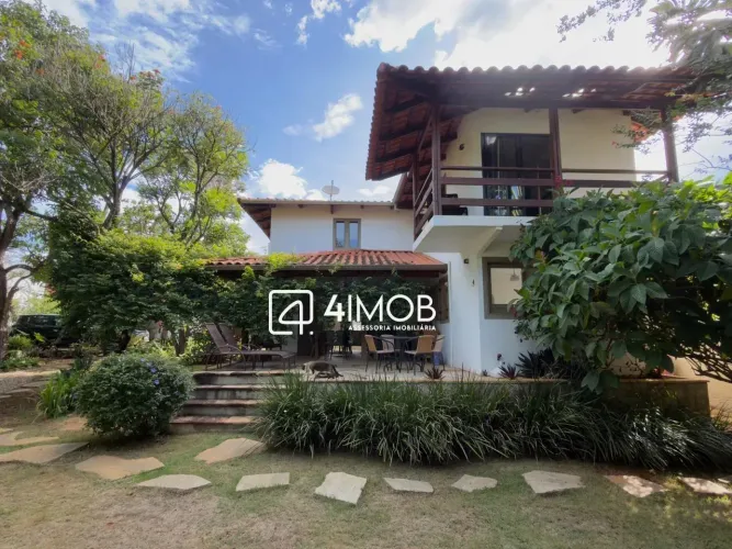 CASA PIRENÓPOLIS- 3 QUARTOS, 2 SUÍTES - OPORTUNIDADE