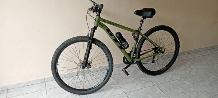 Vendo bicicleta nova comprada há 1 mês com nota fiscal