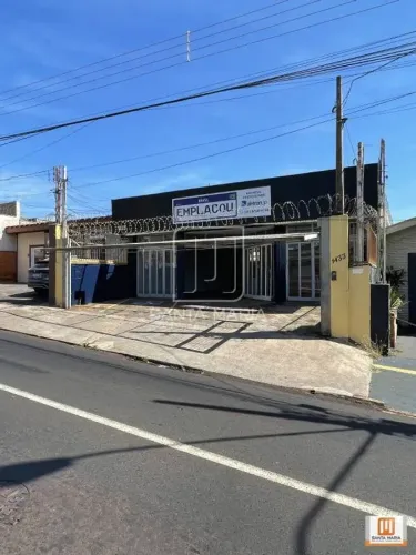 Casa (térrea na rua) 1 dormitórios