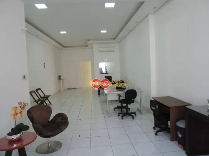 Salão Comercial / Centro