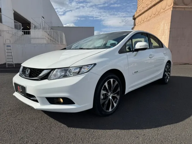 Honda Civic Sedan LXR 2.0 Flexone 16V Aut. 4P 2015
