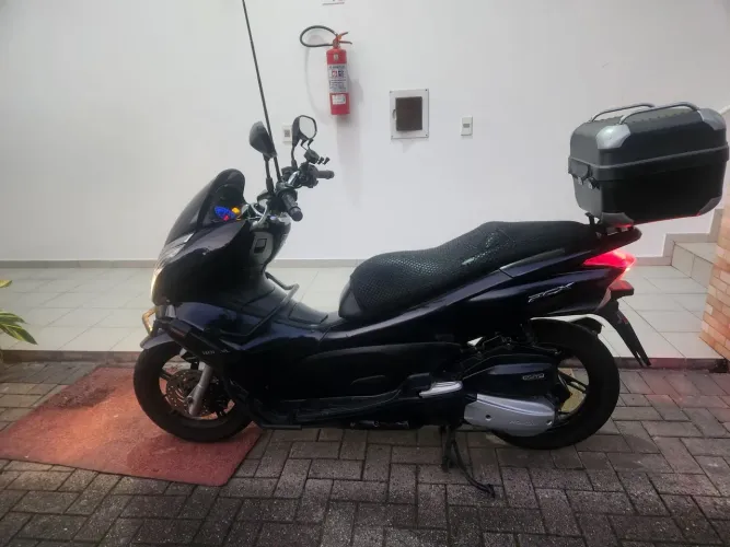 Pcx 2015 preta, pneus bons, analiso trocas