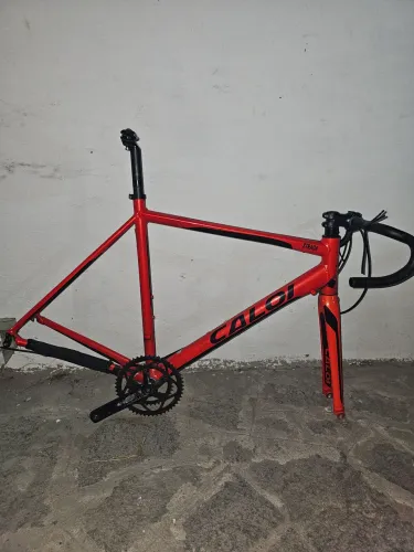 Guadro de speed caloi estrada