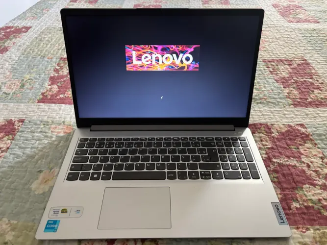 Notebook Lenovo IdeaPad 1 - i3 12ª Geração + SSD 256GB