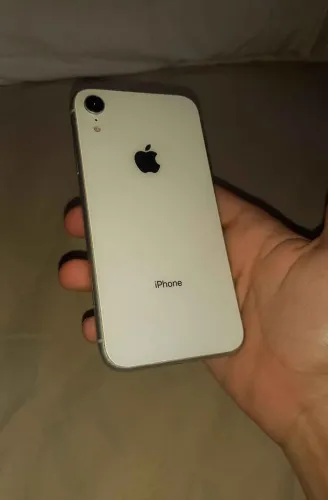 iPhone XR 128GB