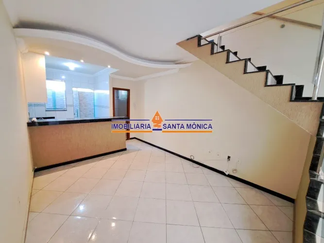Casa 2 quartos - Santa Mônica