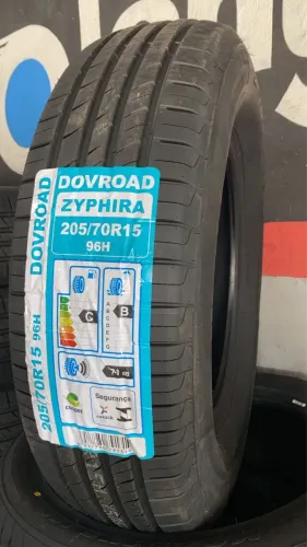 Pneus Zaphira 205/70 Aro 15