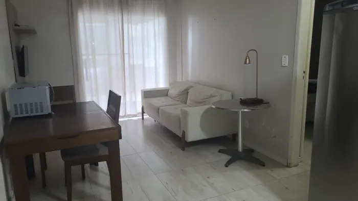 Alugo apartamento em Itapema com 2 quartos