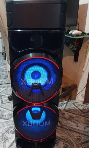 SOM XBOOM DA LG