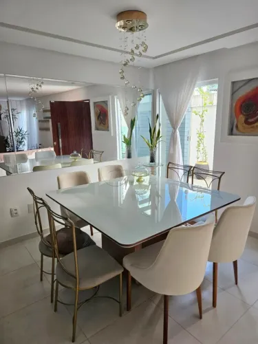 Casa Tríplex com 4 Quartos e RoofTop à venda no Antares