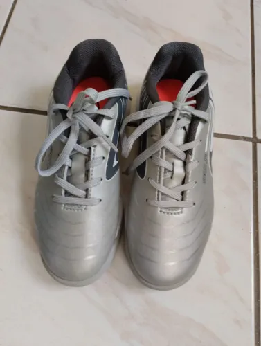 Tenis infantil para futsal