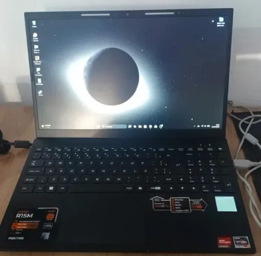 Notebook Vision R15M Ryzen 7 | 16GB RAM | SSD 256GB | Tela IPS + Mini Tela