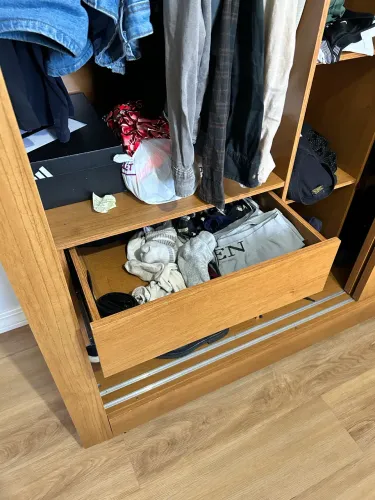 Guarda Roupa Casal, 2 portas de correr, 3 gavetas