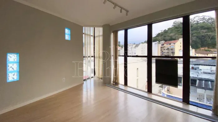 Conjunto / Sala em Centro - Nova Friburgo