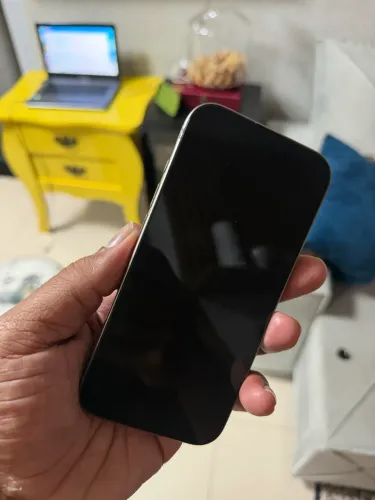 Iphone 15 pro para retirada de peças