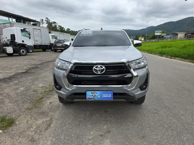 Toyota Hilux CD SRV 4X4 2.8 TDI Diesel Aut. 2023