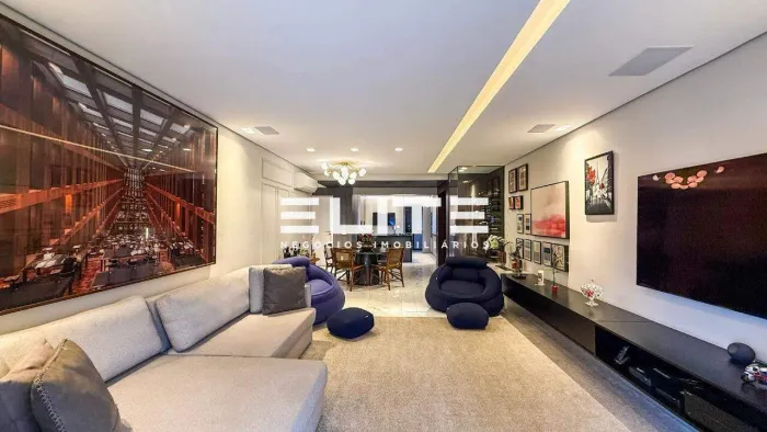 Apartamento Alto Padrão à venda no Bairro Jardim - 160m² / 2 Suítes / 3 Vagas - Edifício P
